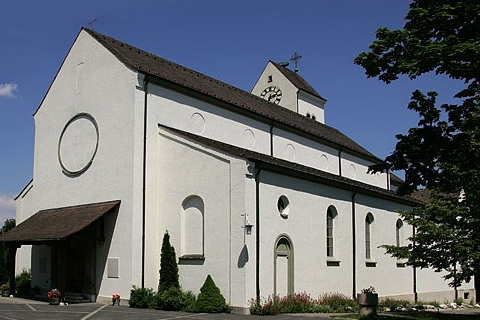 Kirche Oberwil Aussenansicht